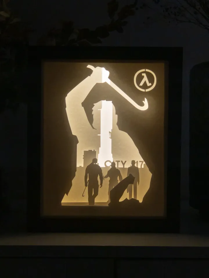 Half-Life Light Box